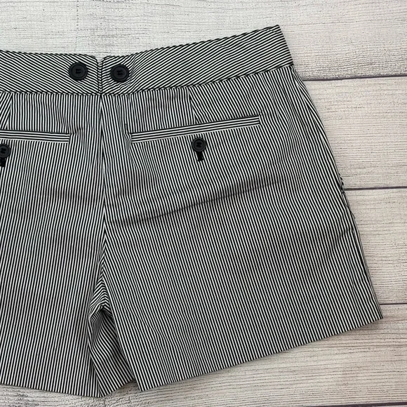 Club Monaco Black White Pinstripe Tailored Shorts Size 12 - Picture 5 of 11